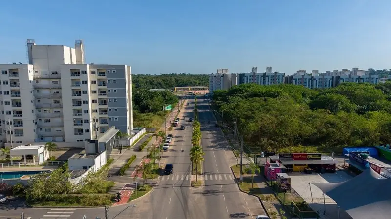 Novos-negocios-impulsionam-a-expansao-comercial-e-residencial-em-Manaus-1024x576